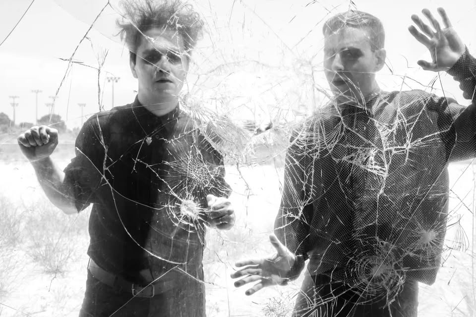 She Past Away & Isla Ola - live in Karlsruhe 