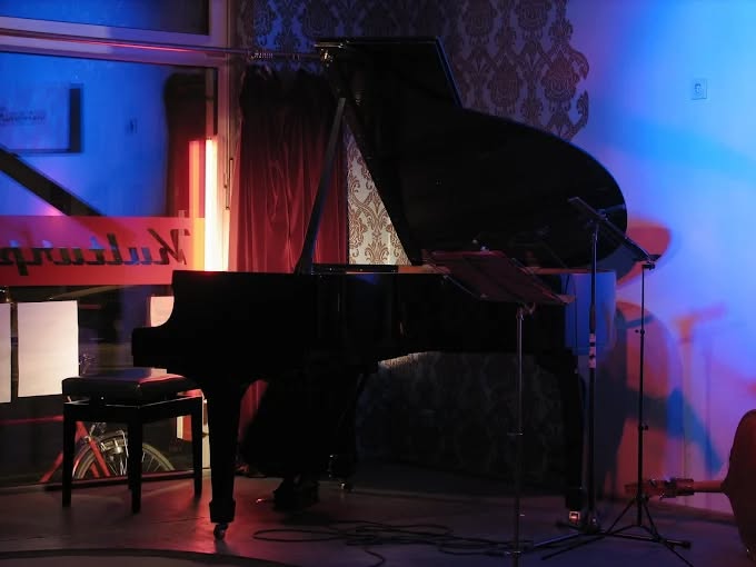 KULTURPALAST LINDEN SONGWRITER NIGHT