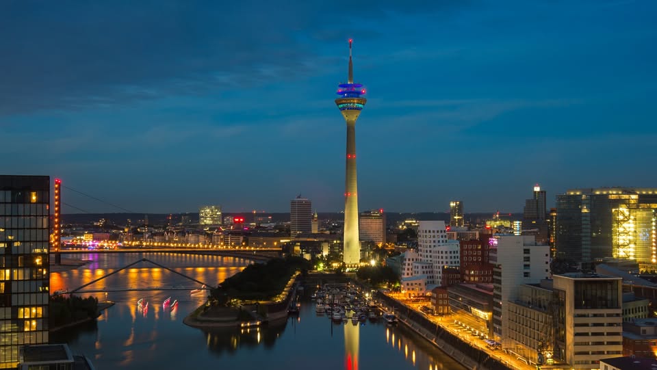 Die Höchste & Größte Halloween Party in Düsseldorf